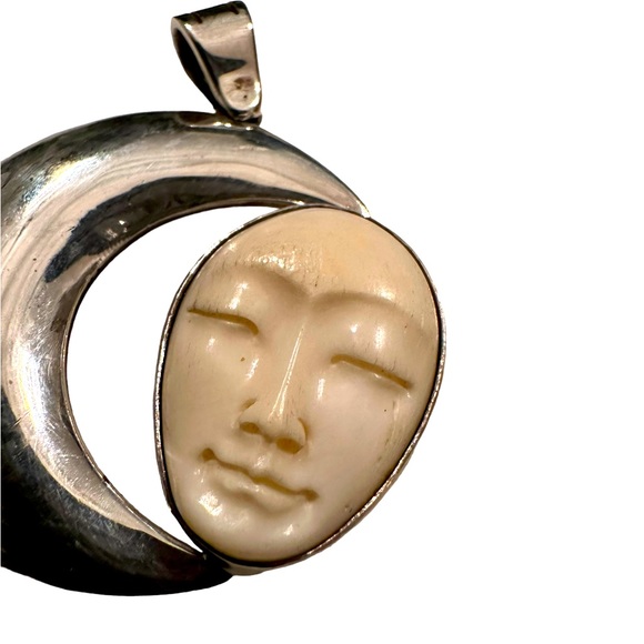 Crescent Moon & Face Sterling Silver Pendant - Picture 2 of 5